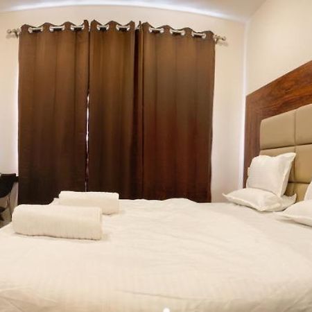 Srīnagar World Residences מראה חיצוני תמונה